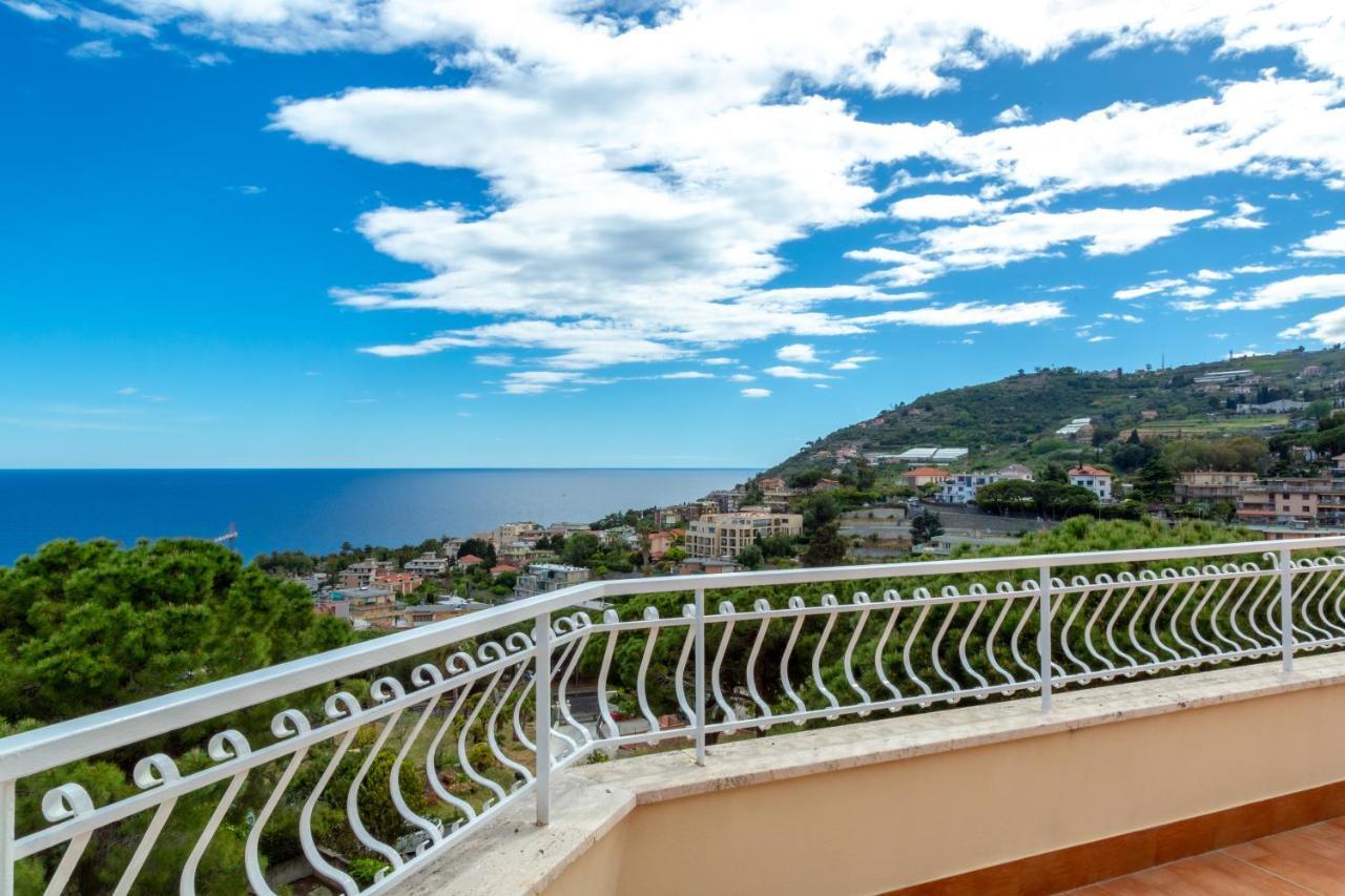 168B - La Terrazza Sul Mare, Casa A 10 Minuti Da Spiaggia, Parcheggio Privato Gratis Sanremo Exterior photo